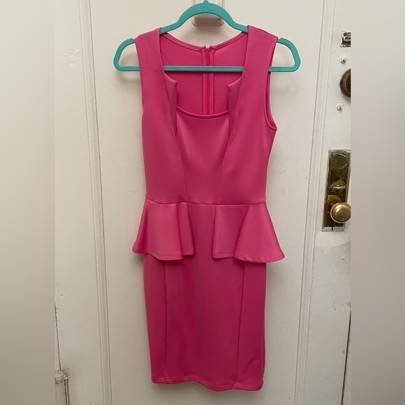 Tomswear Pink Peplum Dress Size Small NWOT - Picture 3 of 15